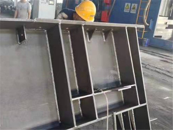 鋼結(jié)構(gòu)部件